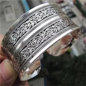 Plated Tibetan Turtle Shaped bangles Bracelet Women Cuff Bangle Antique Silver Adjustable Jewelry Gift Bracelets