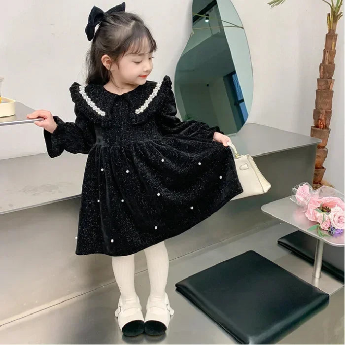 Autumn and Winter Thickening Flip Collar Dress 3-8 Year Old Girl Velvet Pearl Dress New Fashionable Red New Year Clothing